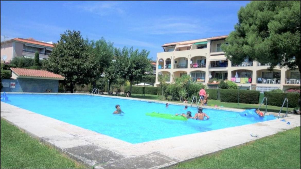 Apartamento En Platja Sant Pol S'Agaro Con Pisicina Y Jardin Sant Feliu de Guixols Exterior photo